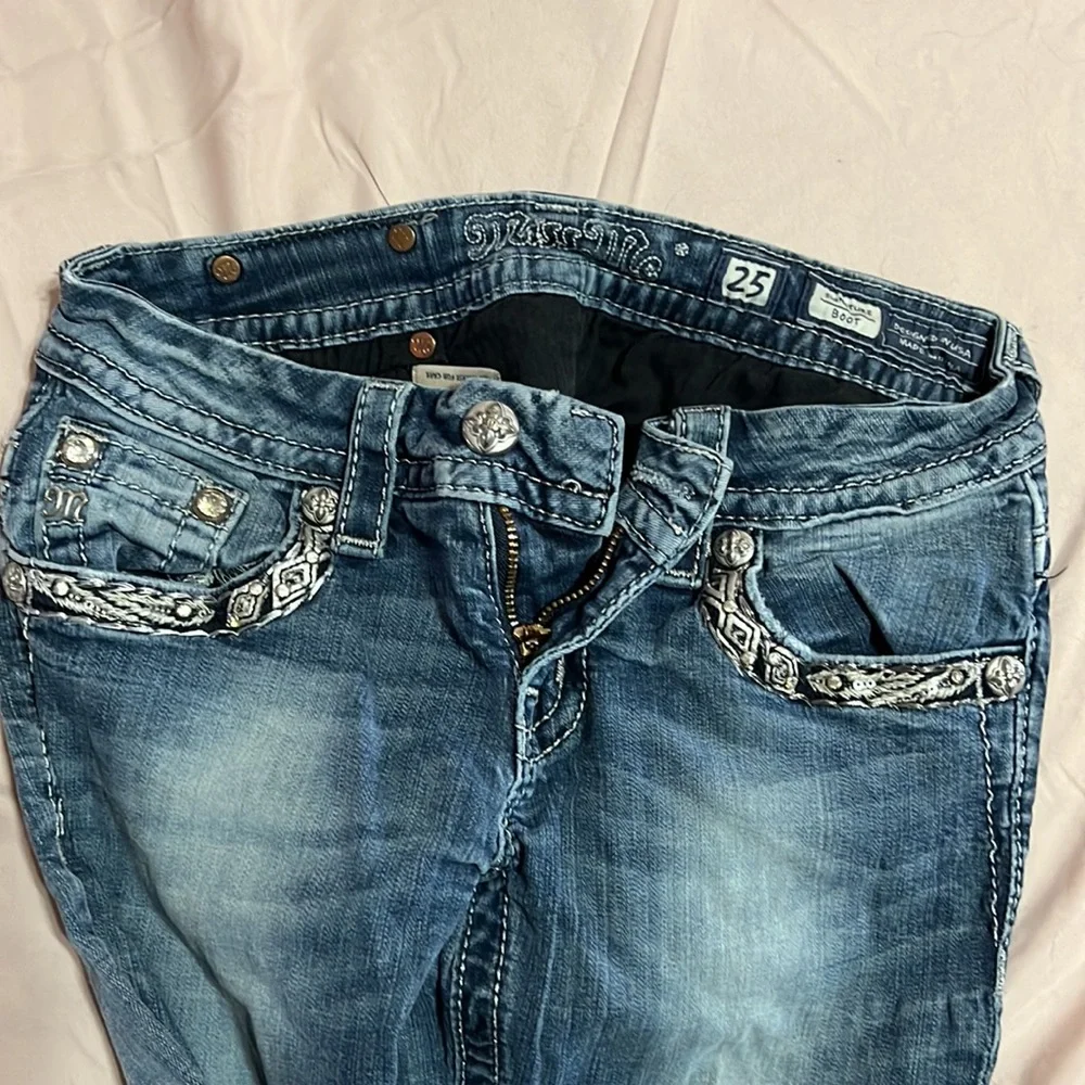 Jeans - Picture 2 of 2